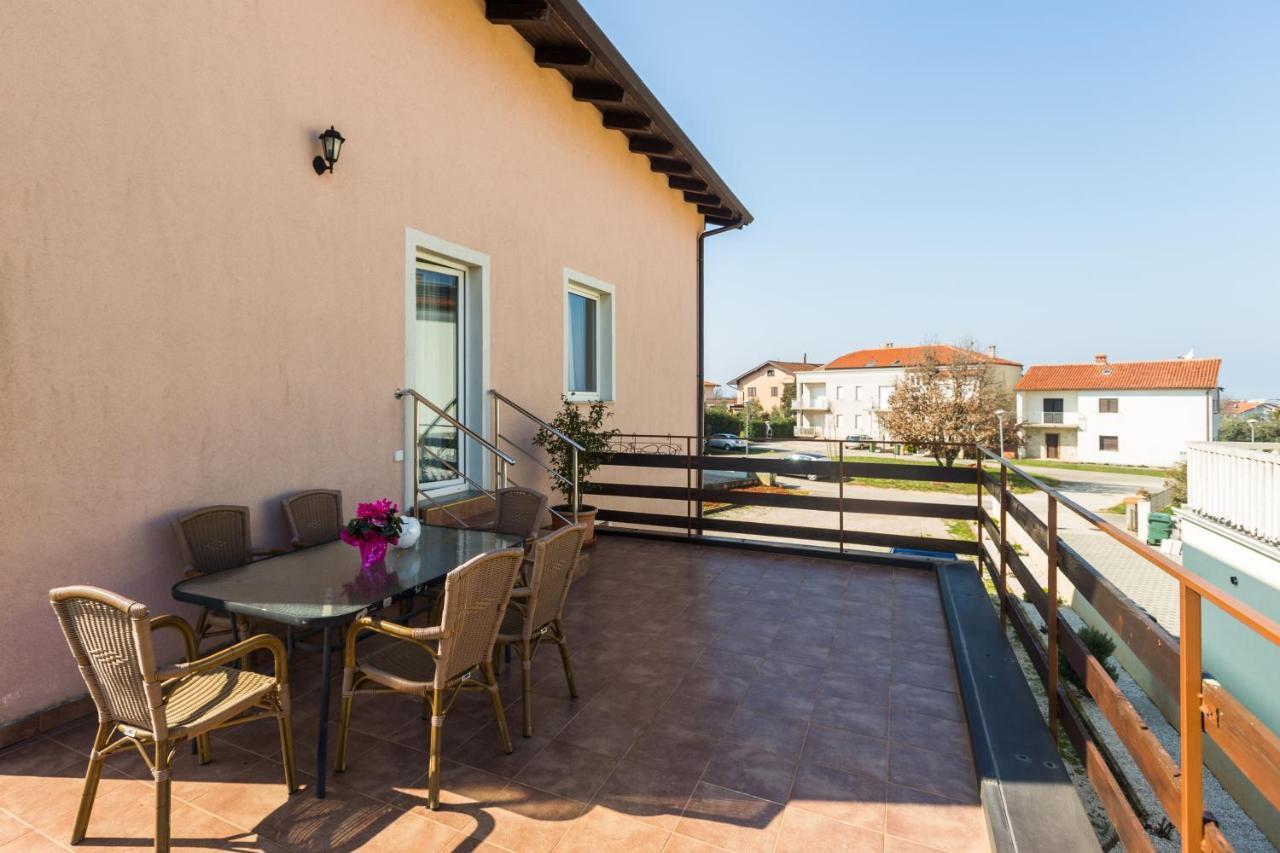 App Ruzica Finida Apartment Umag Exterior photo