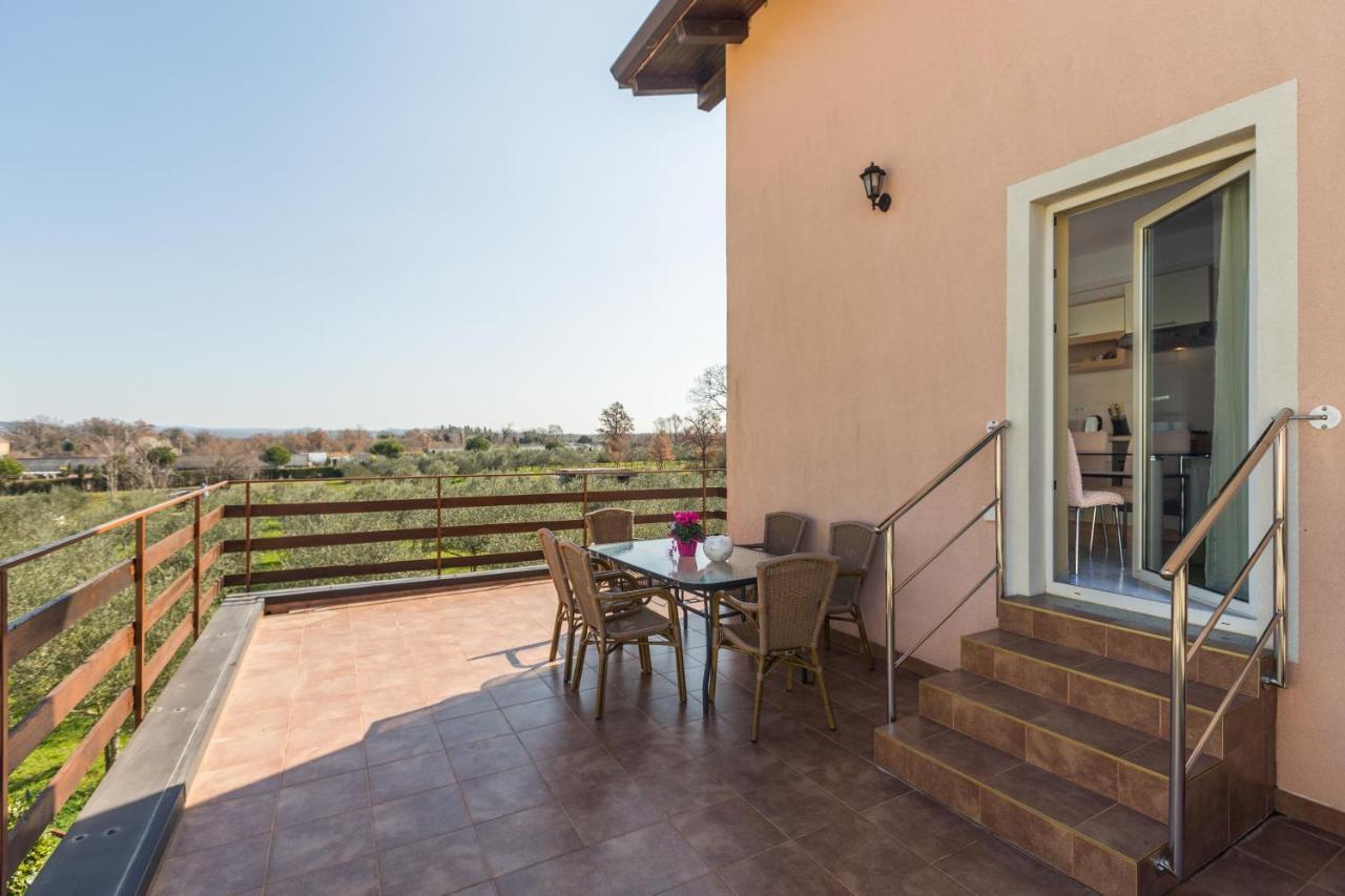 App Ruzica Finida Apartment Umag Exterior photo