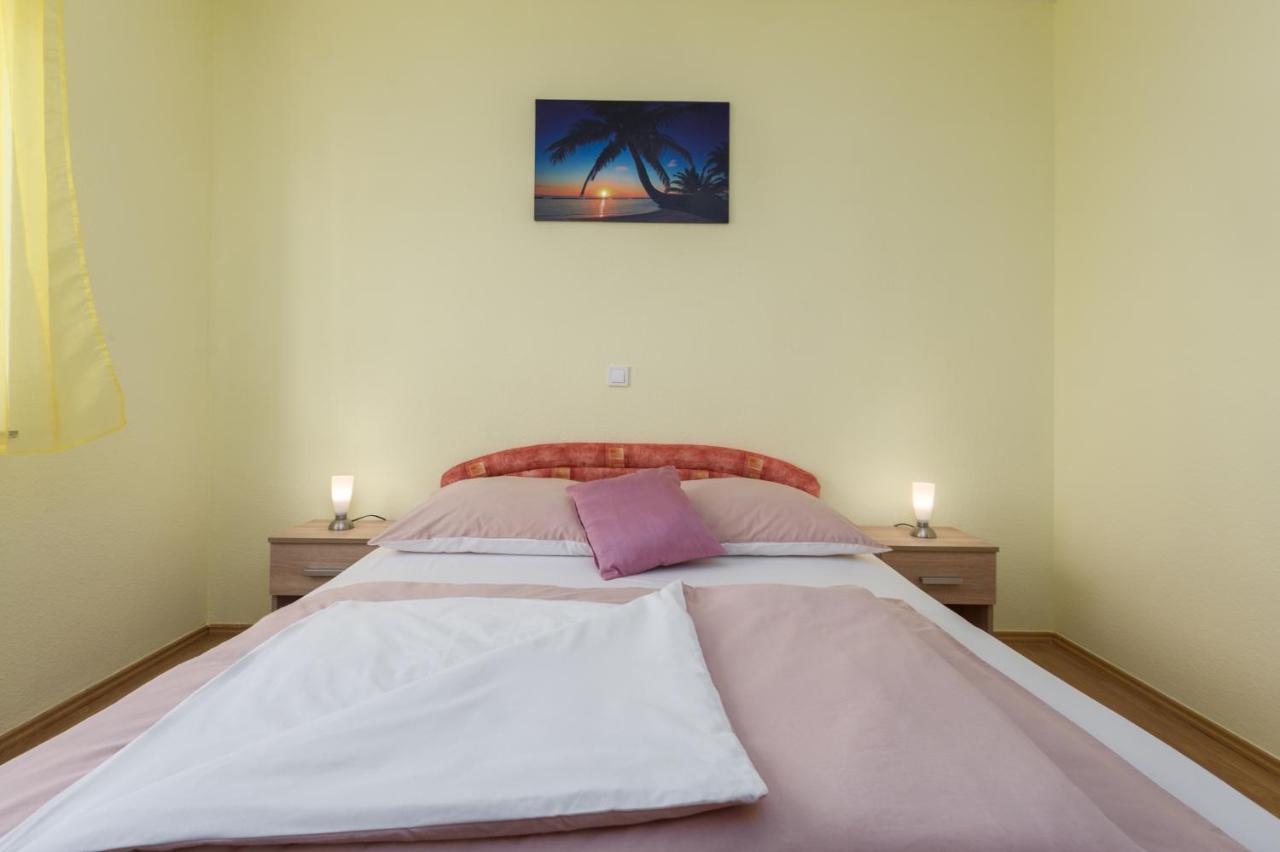 App Ruzica Finida Apartment Umag Exterior photo