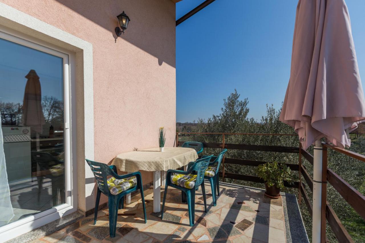 App Ruzica Finida Apartment Umag Exterior photo